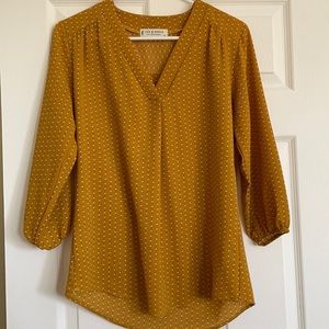 Gold long sleeve blouse Jon&Anna Contemporary S